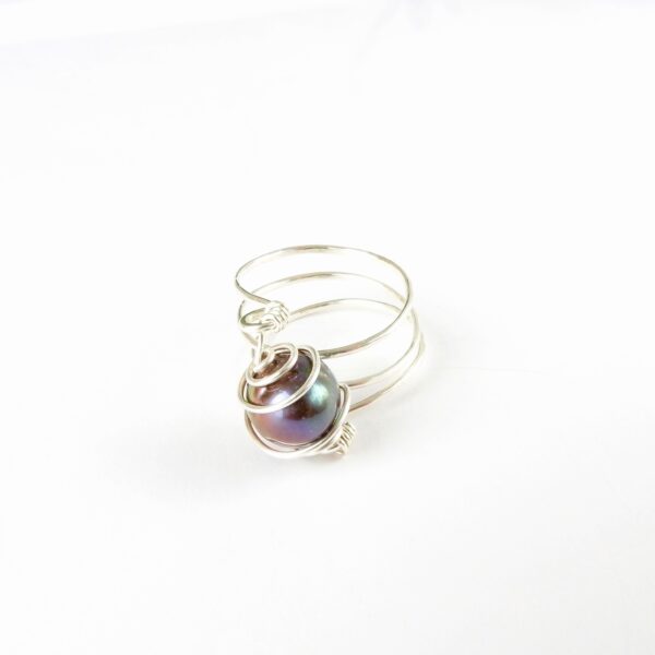 Ring.BlackFreshwaterPearlSterlingSpiralWrapped_Front Ring.BlackFreshwaterPearlSterlingSpiralWrapped_Front
