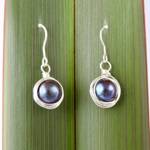 Round Pearl Wire Wrapped Earrings_main image