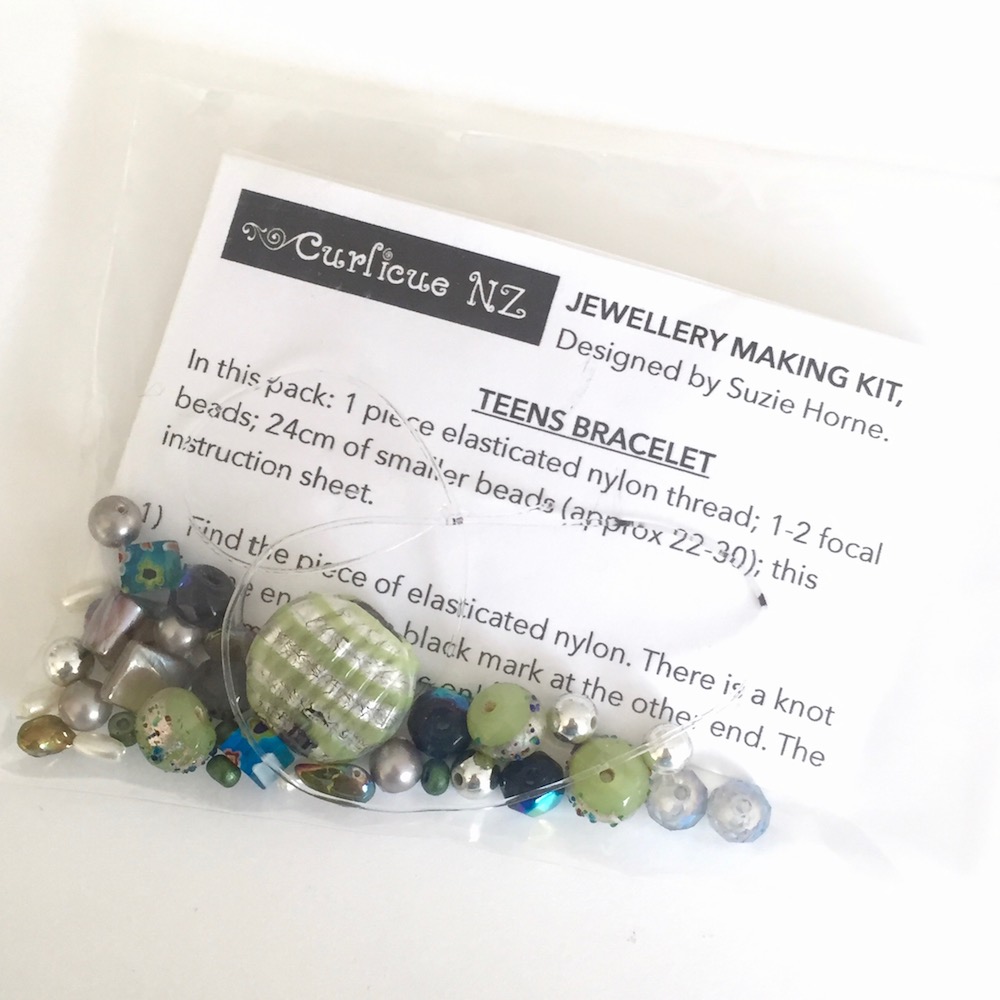 Teen bracelet kit DIY in green, silver and blue