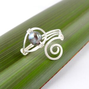Koru Spiral and Pearl Ring Main image
