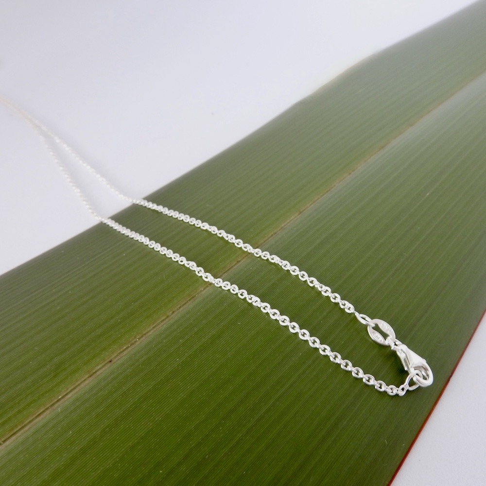 Sterling Silver Cable Chain on Flax