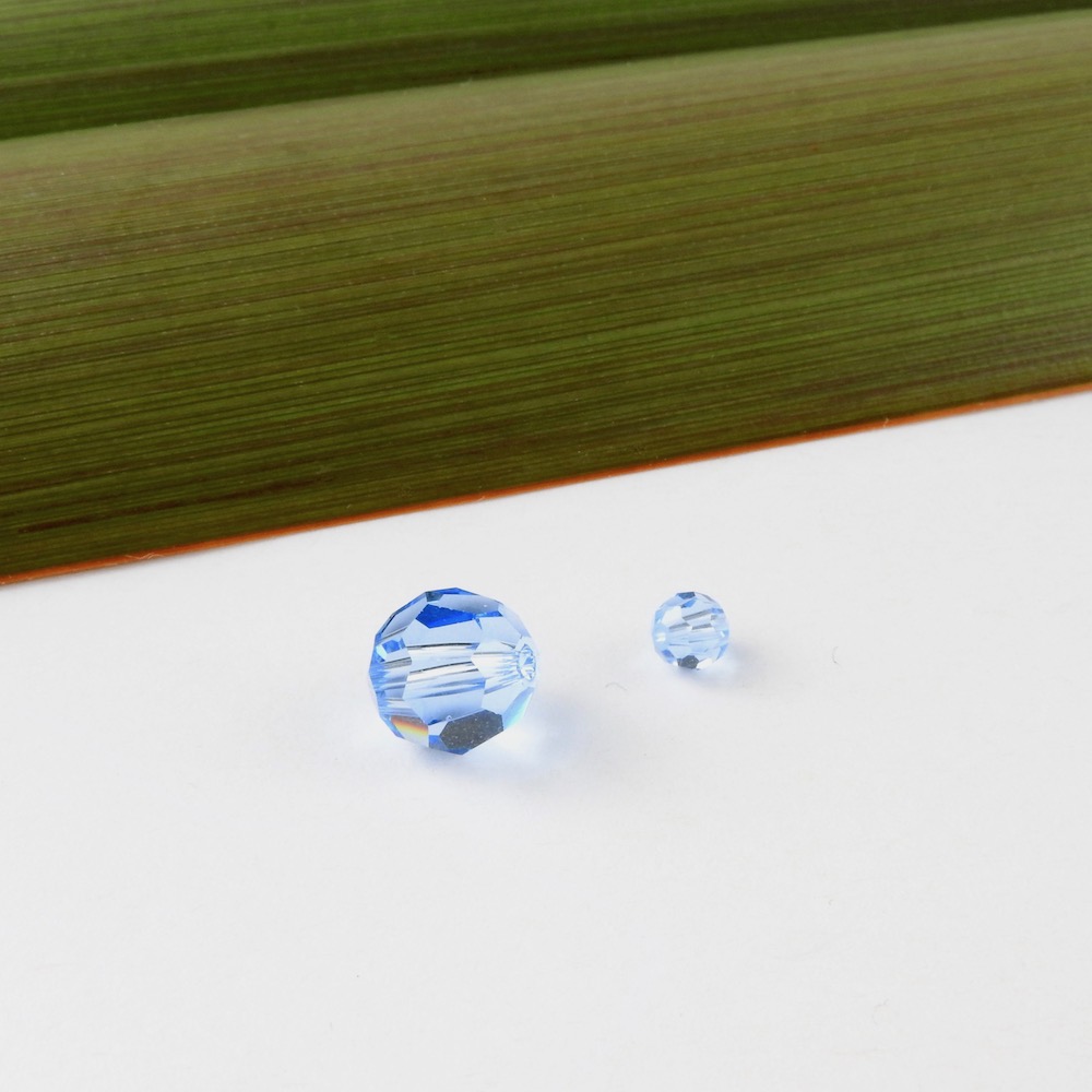 Cornflower Blue Swarovski Crystals_8mm and 3mm in size