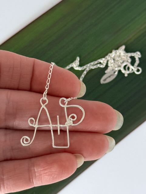 A+P Sterling Silver Necklace_Hand scale